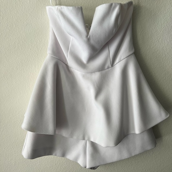 Lulu's White Strapless Peplum Romper - Picture 6 of 8